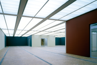 Der Saal im 2. Untergeschoss ohne Unterteilungen (© Heinrich Helfenstein, Zürich)